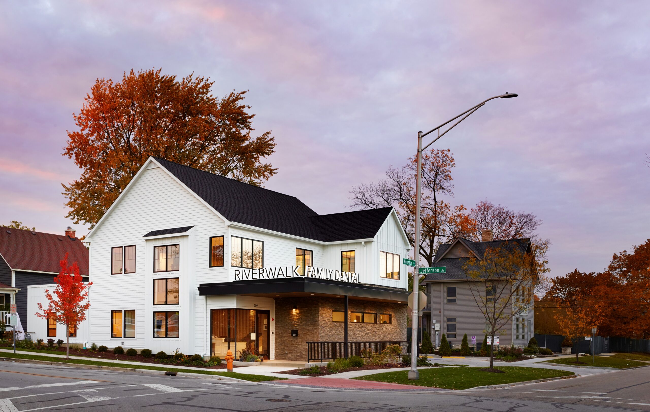 Join Our Work Family: General Dentist Opportunity  Naperville, IL